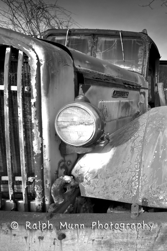 Autocar 1, B&W